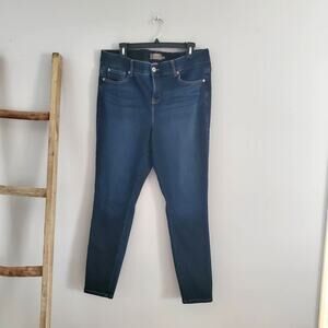 Torrid Bombshell Skinny Blue Premium Stretch Jeans Size 18R